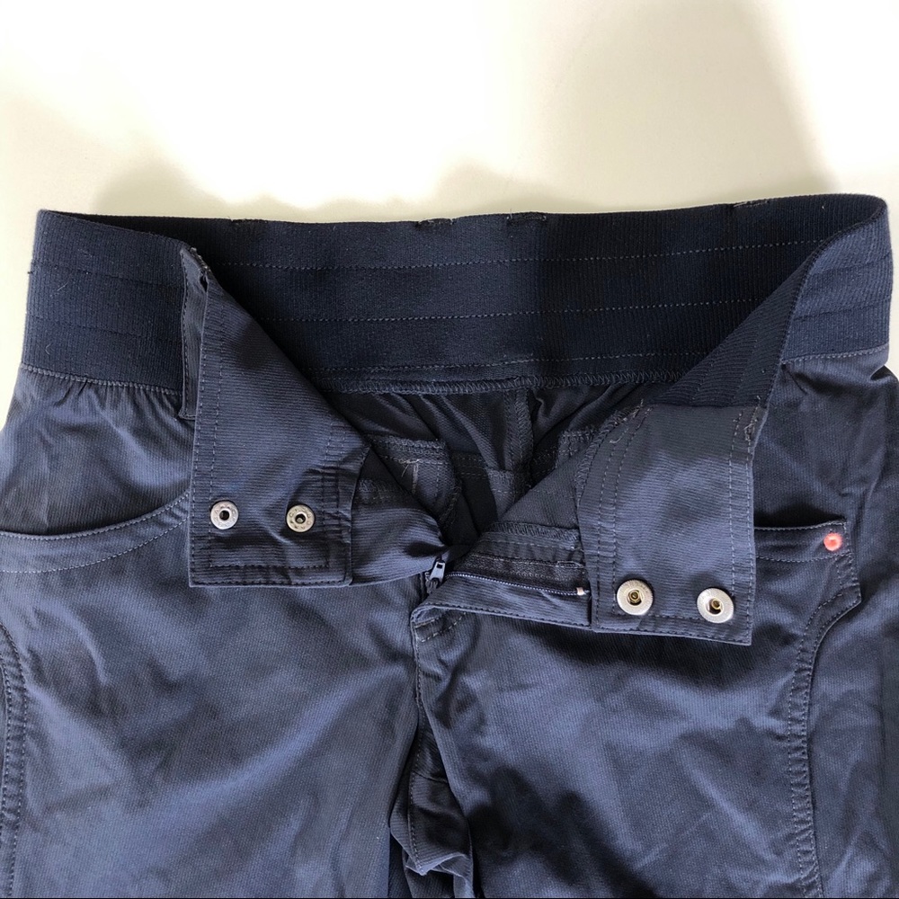 Title Nine Clamber Capri Navy Blue Hiking Pants - Picture 2 of 13